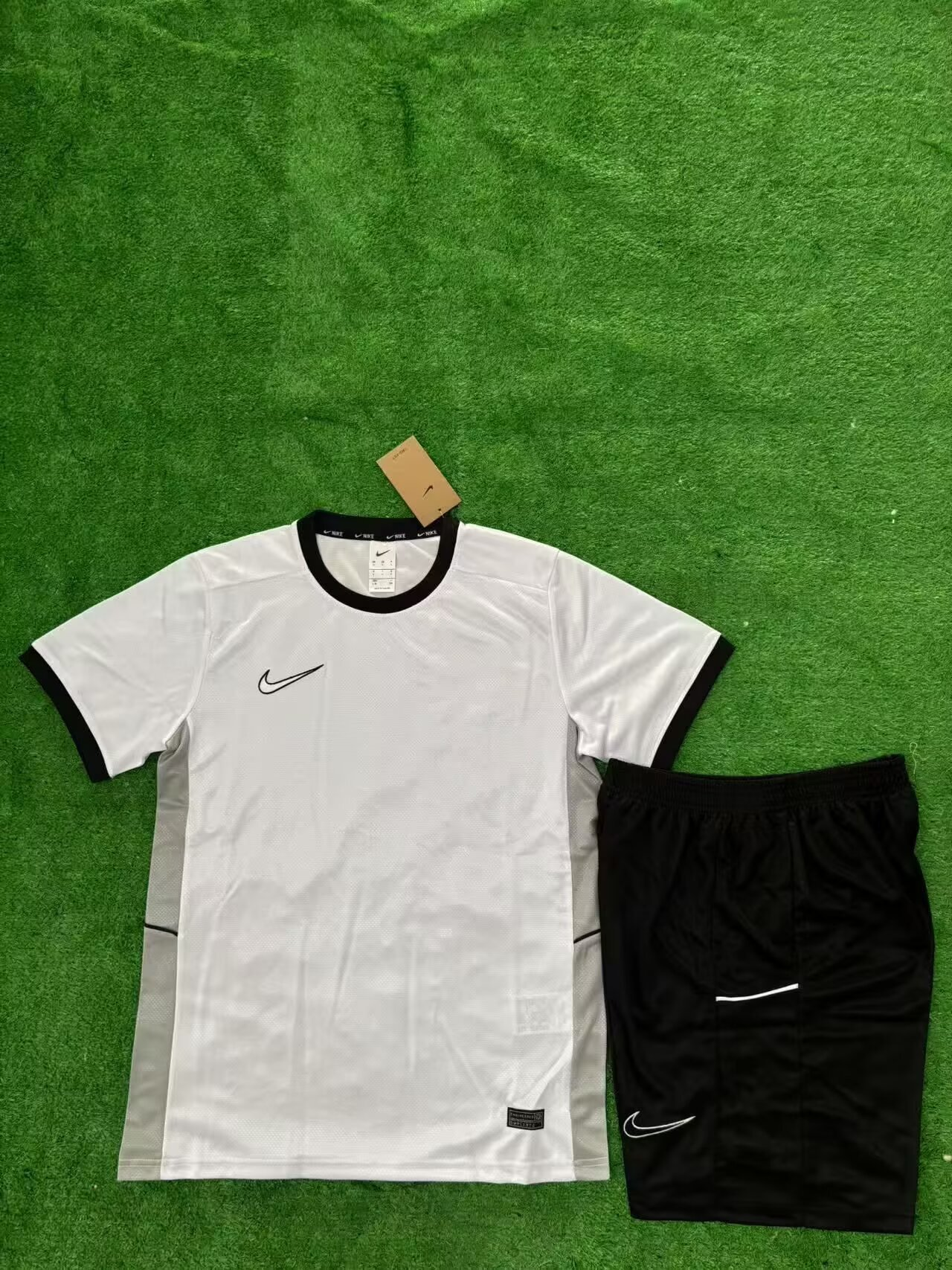 Nike No Logo Jersey